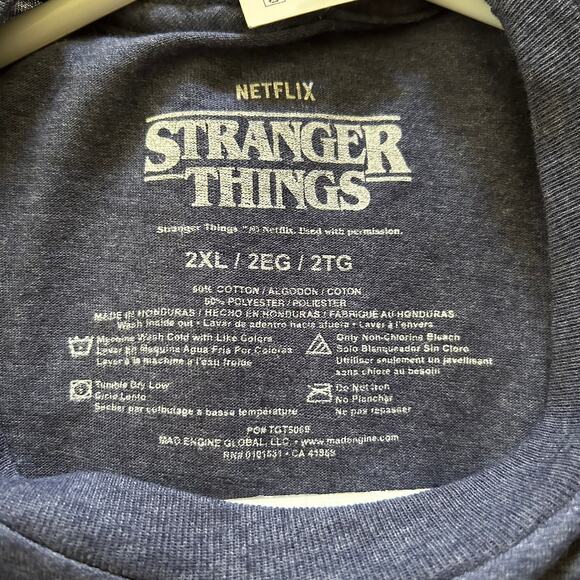Netflix Stranger Things Top T-shirt Tee XXL 2XL Blue NWT New - Picture 3 of 4
